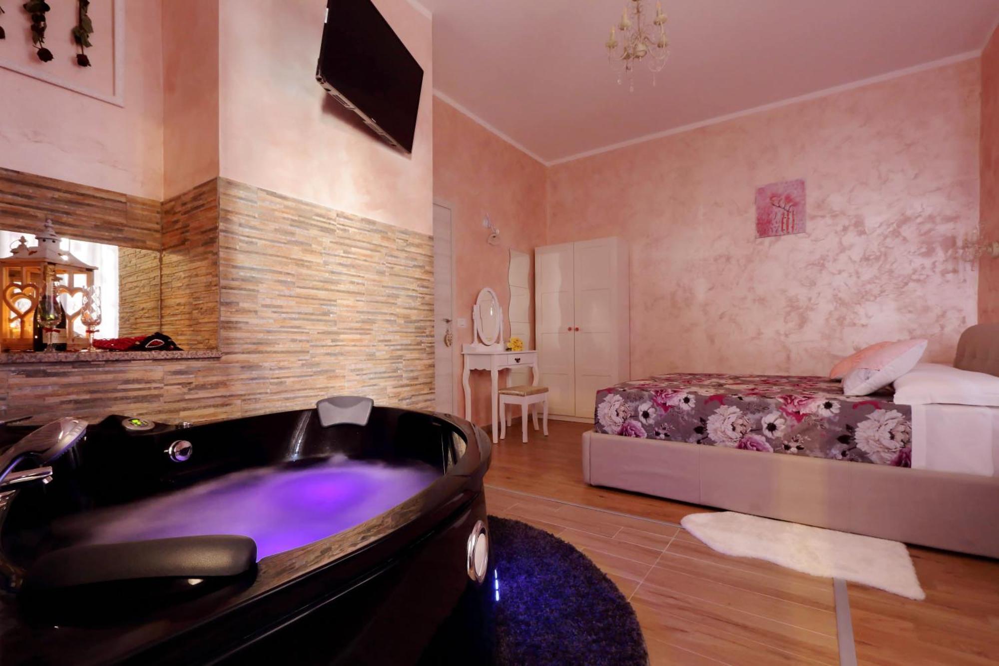 Deluxe Rooms And Chilling Jacuzzi Suite Guesthouse Рим Номер фото